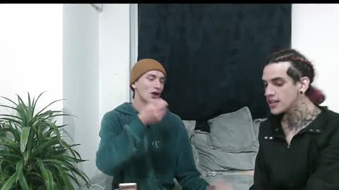 Snapshot of vamp_noah chatting on 12/28/24, 09:09 Vamp Noah and Dan online show from 12/28/24, 09:09