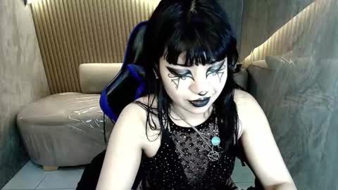 Snapshot of vampkitty_r chatting on 02/22/26, 02:56 vampkitty_r online show from 02/22/26, 02:56