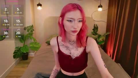 Snapshot of vampray_ chatting on 05/26/26, 09:22 Leyla online show from 05/26/26, 09:22