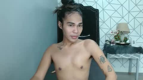 vampy_ebony_laxine online show from 05/16/26, 08:00
