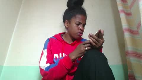 Snapshot of vanafiry chatting on 01/12/25, 06:38 vanafiry online show from 01/12/25, 06:38