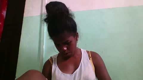 Snapshot of vanafiry chatting on 01/14/25, 08:41 vanafiry online show from 01/14/25, 08:41