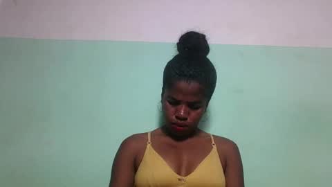 Snapshot of vanafiry chatting on 02/02/25, 03:54 vanafiry online show from 02/02/25, 03:54