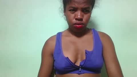 Snapshot of vanafiry chatting on 02/03/25, 02:24 vanafiry online show from 02/03/25, 02:24