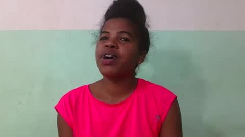 Snapshot of vanafiry chatting on 02/11/25, 03:18 vanafiry online show from 02/11/25, 03:18