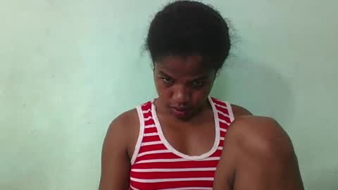 Snapshot of vanafiry chatting on 02/12/25, 04:12 vanafiry online show from 02/12/25, 04:12