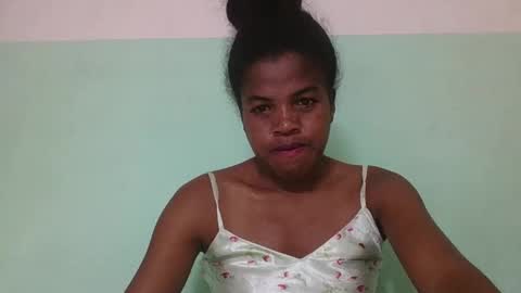 Snapshot of vanafiry chatting on 02/19/25, 05:49 vanafiry online show from 02/19/25, 05:49