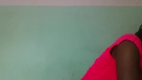 Snapshot of vanafiry chatting on 02/25/25, 07:09 vanafiry online show from 02/25/25, 07:09