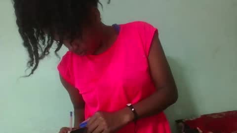 Snapshot of vanafiry chatting on 02/26/25, 03:32 vanafiry online show from 02/26/25, 03:32