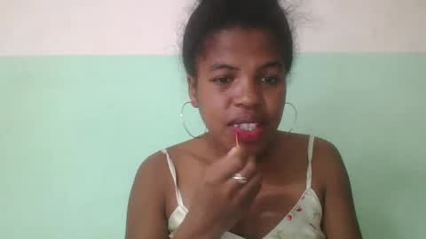 Snapshot of vanafiry chatting on 02/27/25, 09:32 vanafiry online show from 02/27/25, 09:32