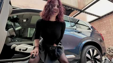 vanessa online show from 02/25/26, 04:27