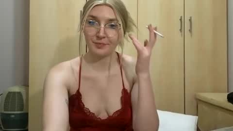 Snapshot of vanda26 chatting on 02/03/25, 08:24 Vanda online show from 02/03/25, 08:24