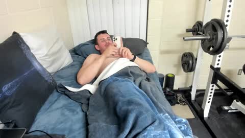 Snapshot of vandal2021 chatting on 01/23/25, 01:51 Vandal2021 online show from 01/23/25, 01:51