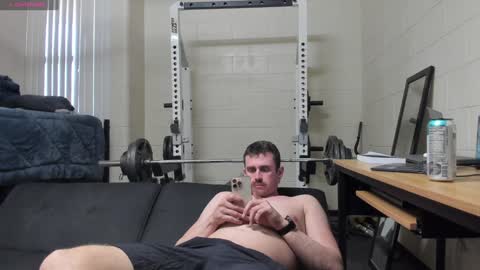 Snapshot of vandal2021 chatting on 02/02/25, 11:53 Vandal2021 online show from 02/02/25, 11:53