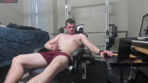 Snapshot of vandal2021 chatting on 02/06/25, 01:05 Vandal2021 online show from 02/06/25, 01:05