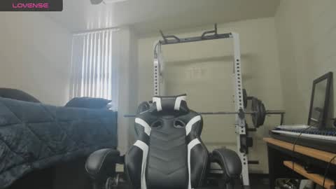 Snapshot of vandal2021 chatting on 02/15/25, 08:43 Vandal2021 online show from 02/15/25, 08:43