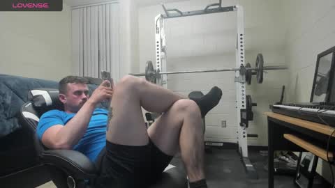 Snapshot of vandal2021 chatting on 02/21/25, 04:40 Vandal2021 online show from 02/21/25, 04:40