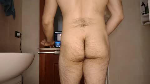 Snapshot of vandik669 chatting on 05/12/26, 11:51 vandik669 online show from 05/12/26, 11:51