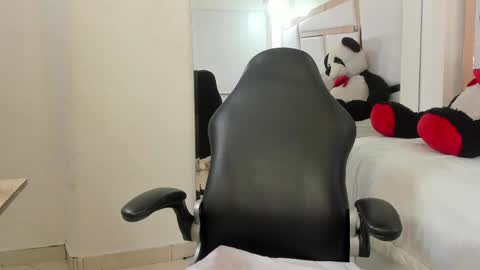 Snapshot of vanel_lope chatting on 05/16/26, 01:02 Vanel Lope online show from 05/16/26, 01:02