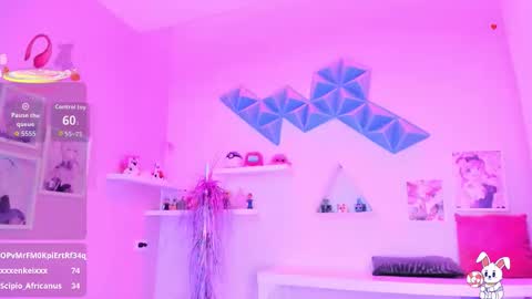 vanelope_evans_ online show from 11/13/25, 12:20