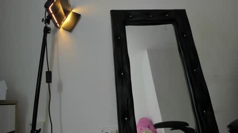 vanelope_smith online show from 10/05/25, 10:35