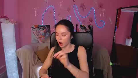 Vanesa  online show from 06/26/26, 07:02