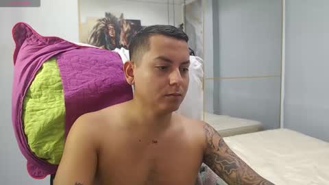 Snapshot of vanessa_f chatting on 03/18/26, 07:06 vanessa online show from 03/18/26, 07:06