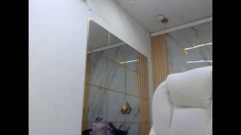 vanessa online show from 04/27/26, 01:31