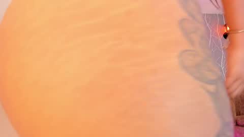    online show from 02/19/25, 12:33