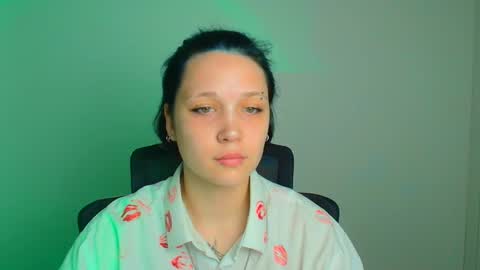 Snapshot of vanessa_lissme chatting on 05/05/26, 07:05 Vanessa online show from 05/05/26, 07:05