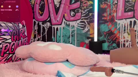 Snapshot of vanessa_love chatting on 01/08/25, 05:59 Vanessa online show from 01/08/25, 05:59