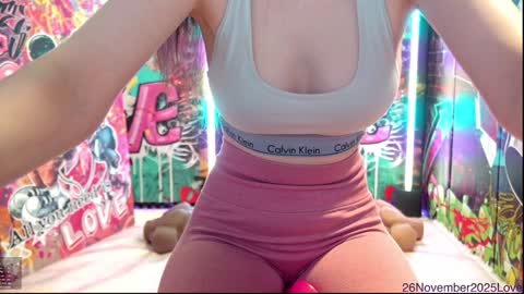  Vanessa  online show from 11/26/25, 03:24