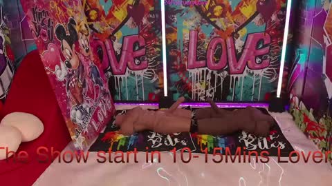 Snapshot of vanessa_love chatting on 02/24/26, 05:22 Vanessa online show from 02/24/26, 05:22