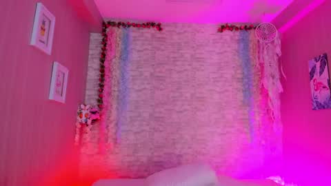 Vanessa online show from 04/02/26, 11:41