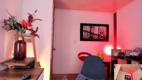 vanessa_sterling online show from 06/18/26, 05:28