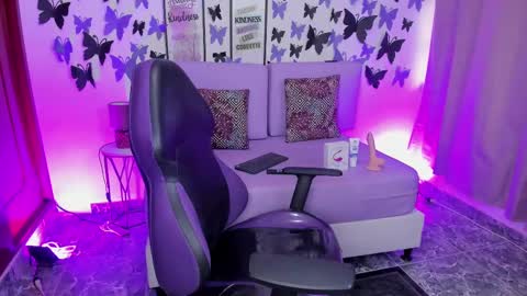 Snapshot of vanessaa_sexygirl chatting on 02/10/25, 12:18 Vanessa online show from 02/10/25, 12:18