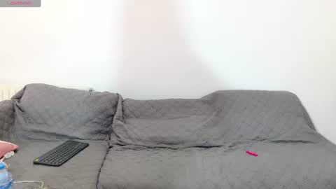 Snapshot of vanessaadol chatting on 06/26/26, 01:59 vanessaadol online show from 06/26/26, 01:59