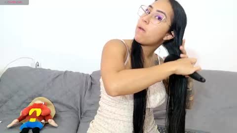 Snapshot of vanessaadol chatting on 07/12/26, 10:28 vanessaadol online show from 07/12/26, 10:28