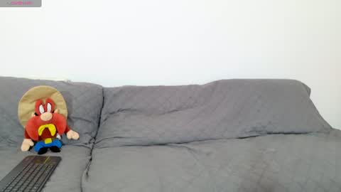 Snapshot of vanessaadol chatting on 07/30/26, 01:10 vanessaadol online show from 07/30/26, 01:10