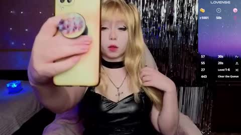 Snapshot of vanessaamixx chatting on 10/31/25, 10:49 vanessaamixx online show from 10/31/25, 10:49