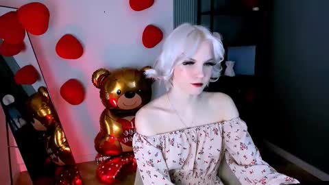 Snapshot of vanessaaustin chatting on 02/14/26, 02:47 Vanessa online show from 02/14/26, 02:47