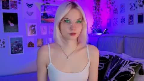 Vanessa online show from 05/02/26, 02:44
