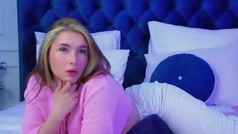 Vanessa online show from 04/28/26, 06:18