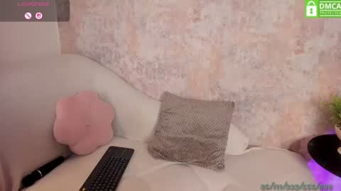 V online show from 06/19/26, 01:04