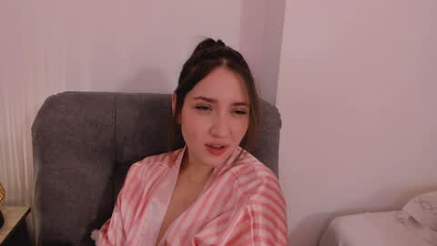 Snapshot of vanessajohnsonn chatting on 04/09/26, 01:27 vanessajohnsonn online show from 04/09/26, 01:27