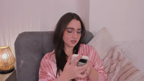 Snapshot of vanessajohnsonn chatting on 04/25/26, 02:36 vanessajohnsonn online show from 04/25/26, 02:36