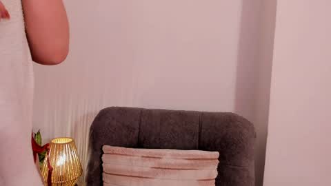 Snapshot of vanessajohnsonn chatting on 05/26/26, 11:01 vanessajohnsonn online show from 05/26/26, 11:01