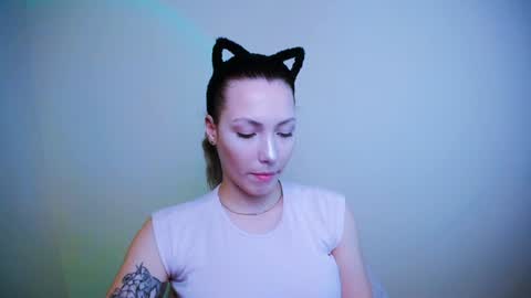 Snapshot of vanessakim_ chatting on 01/07/25, 09:25 Vanessa online show from 01/07/25, 09:25