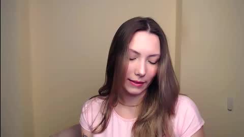 Snapshot of vanessakim_ chatting on 03/11/25, 09:26 Vanessa online show from 03/11/25, 09:26