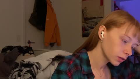 Vanessa  online show from 12/02/24, 08:41